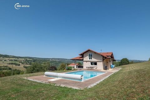 House for sale in Cercier (74), a villa of 238 m², of which 217 m² Carrez - 7 rooms with a swimming pool. Built in 2007, it is situated on a non-flat and wooded plot of 4,504 m² and offers an unobstructed view of the Vuache mountain. The villa is loc...