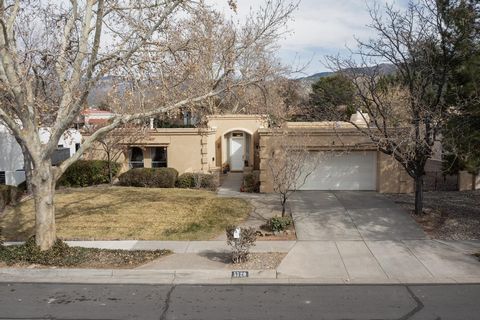 Beautiful One-Story Home in the Highly Sought-After Peppertree Subdivision!This spacious 4-bedroom home offers an inviting open floor plan with two distinct living areas--one featuring a cozy gas fireplace and the other seamlessly flowing into a form...