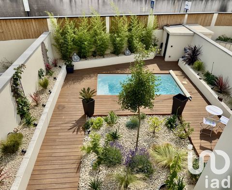 iad France - Isabelle Di Natale vous propose: À VENDRE – MAISON NEUVE D’EXCEPTION – 4 CHAMBRES – PISCINE – GARAGE Découvrez à Montélimar, dans un quartier recherché, une maison contemporaine neuve aux prestations haut de gamme. Alliant élégance, mode...