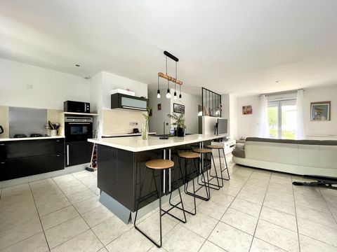 Charmante maison familiale de plain pied-Saint Lys-124m2 avec piscine