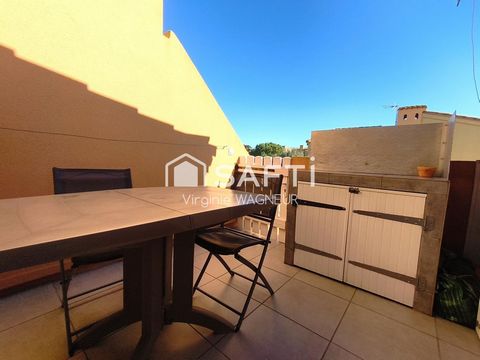 Studio mezzanine climatisé avec emplacement véhicule.