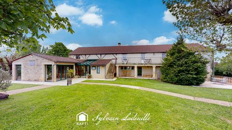 Chambres d'hôtes sur 4 Ha au Eyzies