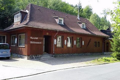 Diese moderne und komfortable Ferienwohnung liegt im Erdgeschoss eines großen Ferienhauses in Wildemann im Harz. Wildemann ist die kleinste der sieben Bergstädte im Oberharz und bezeichnet sich als das Klein-Tirol im Oberharz. Der Ort liegt malerisch...