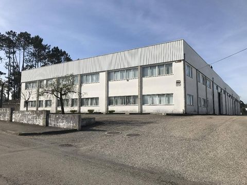 WAREHOUSE LEASED. Property not available for visits, is leased being marketed in this condition , Yield 6.26 . Industrial building consisting of two pavilions with 2,910 m2 of gross private area. Warehouse 1: ground floor with large area and bathroom...