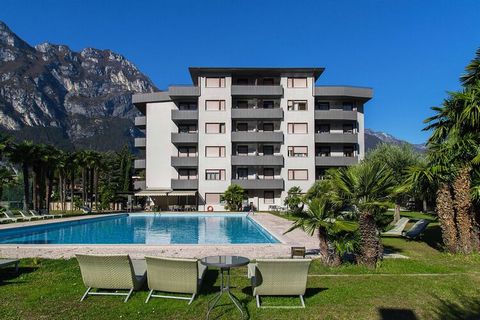 Quiet complex, about 500 m from Lake Garda and the beach. Surrounded by a beautiful garden, the Residence has a large outdoor pool with sun loungers, parasols and barbecue areas (extra charge). The residence is a perfect starting point for sporty gue...