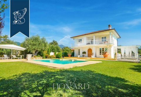 Located in the picturesque Versilia, between Forte dei Marmi and Pietrasanta, this luxurious estate for sale offers a serene retreat. Spread over three levels, the villa boasts 320 sqm of refined living space, complemented by a panoramic terrace and ...