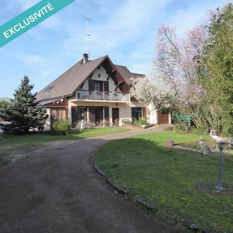 Located 15 km from Troyes, in the village of Payns, this house offers a peaceful and pleasant living environment. Nestled in lush greenery, it benefits from close proximity to amenities such as shops, schools and medical practices. Outside, the 2038 ...