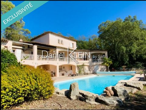 This spacious Provençal villa of 240m2, located in Saint Paul en Forêt is just 5 minutes from the village center yet offers absolute calm and privacy. Accessed through a wrought iron gate, the property is on a fenced plot of approximately 17,000m2 wi...
