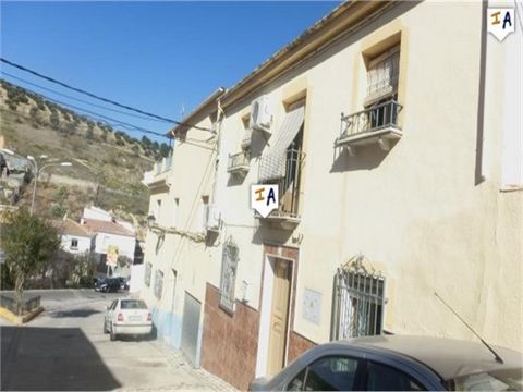 Situated in the popular historical town of Priego de Cordoba this 3 bedroom, 3 bathroom Townhouse is being sold part furnished and ready to move in to. Located on a quiet wide street with on road parking right outside the property you enter the townh...