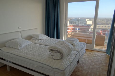 2 bedroom apartment located on the sea wall terrace side sea and with large sun terrace next to the bedrooms. Nestled in the serene coastal town of Nieuwpoort, this exquisite apartment offers the perfect blend of comfort, convenience, and breathtakin...