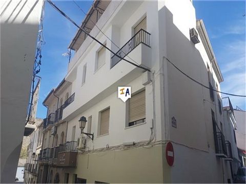 This 134m2 build, 2 bedroom, 2 bathroom townhouse is located in the historical town of Loja, in the Granada province of Andalucia, Spain, a bustling town which offers all the local amenities, shops, bars, restaurants and has great access on to the A9...