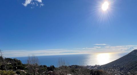 In a magnificent and unique setting on the Cote d'Azur, house with spectacular sea view at the gateway to the Principality of Monaco in a very quiet district of La Turbie. Overlooking a very exceptional view of the sea and the medieval village. Super...