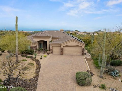This stunning custom home was the original builders primary residence so you know it was built with care and pride of ownership. A+ curb appeal w/paver driveway, courtyard entrance, sand finish stucco and natural stone accents. Interior of the home h...
