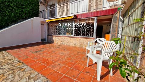 At STAR PROP, the real estate agency of beautiful homes, we are pleased to present this magnificent property located in Llançà. It is a cozy home by the beach, with a charming terrace that invites you to enjoy unique moments outdoors. This bright pro...