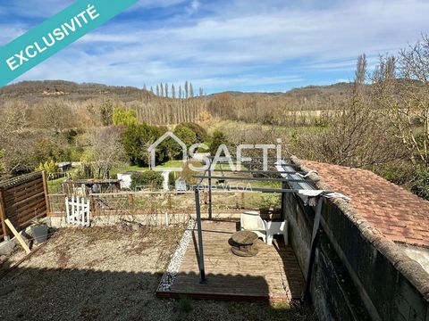 Located in the charming village of Rieucros (09500), this house in need of renovation enjoys a central location, close to amenities such as public transport, with easy access to bus lines, as well as nearby schools. This property offers a peaceful an...