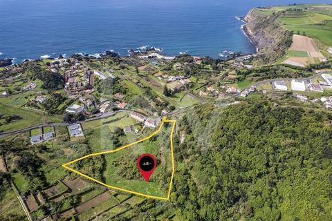 Land of 14.8890 m2 located in Caloura in Água de Pau, São Miguel Island Caloura is an ... ... located in Vale de Cabaços, belonging to ... , municipality of ... , ... , ... . In this locality is one of the oldest convents on the island of São Miguel,...