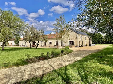 EXCLUSIVE TO BEAUX VILLAGES! Stunning, recent stone barn conversion in beautiful blonde Loire stone, with 630m2 of habitable space including two spacious interconnected / independent living areas. A second building (old stables) has two guest houses,...