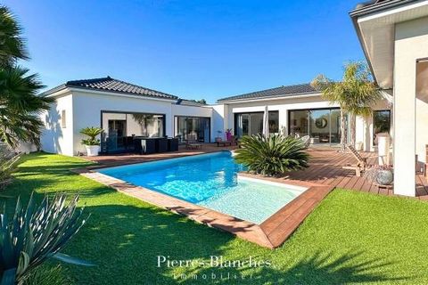 Le grau d'agde - pbi collection - this incredible address is nestled in the heart of an urban and coastal town exposed to a mediterranean climate, 500 meters from the beach. This house dignifiedly reveals its 280 m² of living space on one level, loca...