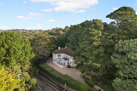 Situated at the top of Evening Hill at the gateway into Sandbanks this substantial house commands an imposing position with incredible views over the harbour from every level. Coming to market for the first time in almost 30 years this is an amazing ...