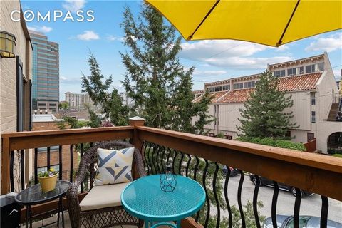 Darling West Plaza Condo! Second floor unit with a wonderful balcony. Nice Hardwoods throughout and updated bath. Laundry closet in unit and full sized washer/dryer stay in basement. 1 covered parking space comes with the unit and plenty of street pa...