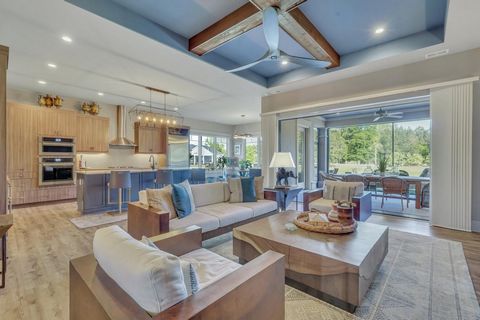 Step into a slice of luxury with this award-winning, custom-built gem in desirable Hilton Head Lakes, a premier golf community. Cross the threshold - every detail from the front porch to the culinary paradise of the kitchen and the sumptuous sanctuar...