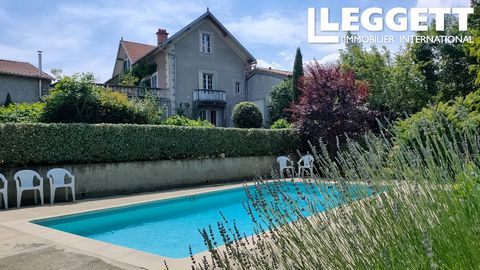 98152VPM65 - Situated just 15 mins from the ski slope of Nistos is where you will find this wonderful property. The gite is currently rented out on a long term basis, so if you wished to continue with this there is potential to earn money. The house ...
