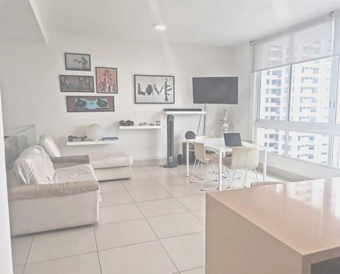 SEAT VIEW! Enjoy the luxury and comfort offered by this spectacular apartment in one of the most exclusive areas of the city. Located on Avenida La Rotonda, this duplex gives you a unique experience with panoramic sea views. Key features: Price: $320...
