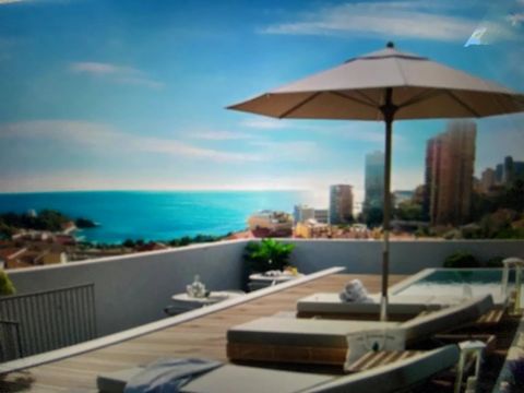 Directly on the border of Monaco new program of two luxury penthouses with roof terrace with private swimming pool and sea view. Within immediate walking distance of the center of Monaco and services. This 134 m2 unit with 3 bedrooms, with its 115 m2...