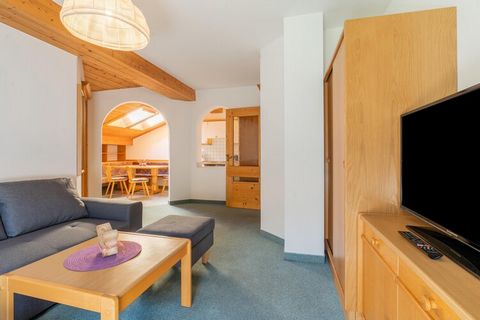 Diese charmante Ferienwohnung befindet sich im malerischen Mittersill, Österreichs Juwel. Genießen Sie den atemberaubenden Blick auf die umliegende Berglandschaft von Ihrem gemütlichen Rückzugsort in der 2. Etage. Ideal für Familien oder Gruppen von ...