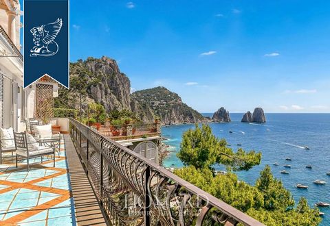 This seafront flat for sale in Capri offers an exclusive living experience in one of the island's most enchanting locations. Spanning 140 sqm indoors and 100 sqm outdoors, the property boasts elegant interiors and spectacular panoramic terraces ...