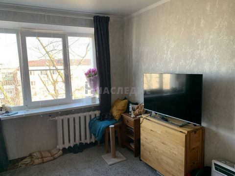 Номер в базе компании: 110153851. К продаже представлена недорогая, но очень уютная студия в районе Вокзал. Характеристики Площадь студии составляет 17.9 квадратных метров. Объект расположен на 5 этаже 5 этажного кирпичного дома. К преимуществам пред...