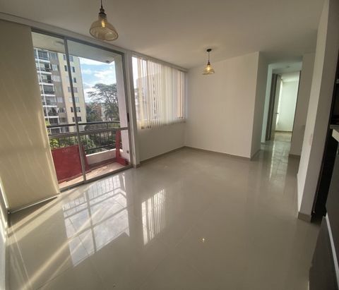 ¡No pierdas esta oportunidad de vivir en un lugar cómodo y moderno! Vendo Apartamento en Bochalema Conjunto Residencial Caoba Área: 60mt² Administración: $230.000, 5to piso con ascensor Características: 2 habitaciones con clóset principal con baño, E...