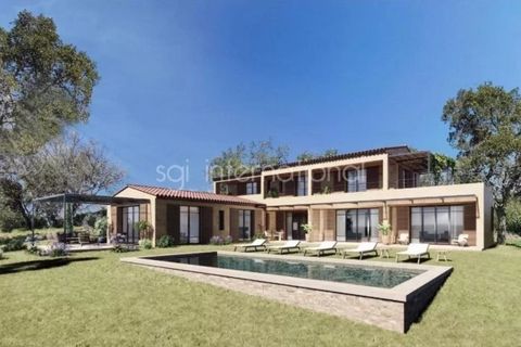 Grundstück 2.429 m2 - Villa 361 m2 - 5 Schlafzimmer - 5 Badezimmer. In einer privaten und geschlossenen Domäne von Grimaud, 1.500 m vom Strand entfernt, befindet sich eine prächtige Villa im Bau mit 361 m2 Wohnfläche. Die Villa wurde auf einem bewald...