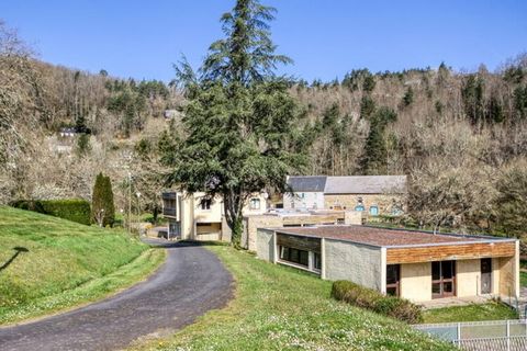 Ontdek de Vacanceole Residence Le Domaine de Confolant in Miremont, aan de rand van het meer Fades Besserves (400ha). Het etablissement verwelkomt u in het hart van de natuur en op 200 meter van het strand en het recreatiecentrum Confolant. Om midden...