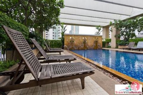 A one bedroom, two bath condo is for rent in Langsuan Ville. This building is a high-rise luxury condominium and located near Chidlom Centra, Villa Supermarket and Lumpini Park in the heart of Bangkok. There are many unique multinational restaurants ...