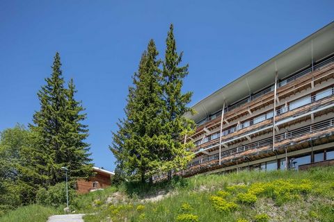 Référence du logement : 437362 Bienvenue dans la résidence « Les Villages du Bachat ». Votre appartement au pied des pistes à Chamrousse d’une superficie de 35 m² pour 6 personnes, se compose de : - Séjour avec canapé-lit (1x2 pers, 140x200) et une t...