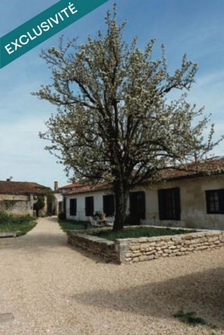 Située dans la commune de Chaillevette , cette charmante maison à rénover de 150 m² offre un cadre de vie paisible à ses futurs résidents. Cette propriété bénéficie d'une proximité avec les commerces locaux, les écoles et les transports en commun, id...