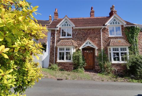 This charming double fronted Grade II listed cottage enjoys a fine location with what is probably one of the best views over this favoured medieval picturesque village looking down through the High Street, the Yarn Market, Church Tower with the back ...