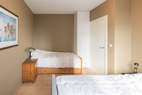 La proprietà, insieme al suo design moderno e alle splendide viste, offre un appartamento confortevole perfetto per famiglie o piccoli gruppi. L'appartamento dispone di due camere da letto di buone dimensioni, una con un letto matrimoniale e l'altra ...