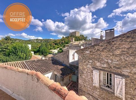 Maison de village avec vue sur le chateau de Meyragues
