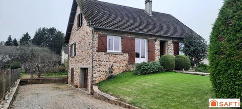 maison en pierres avec jardin