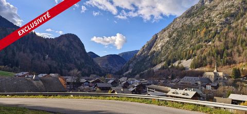 Terrain de 1570m2 avec magnifique vue montage