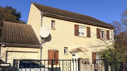 Belle maison familiale de 140 m² – Village, Centre commercial Auchan