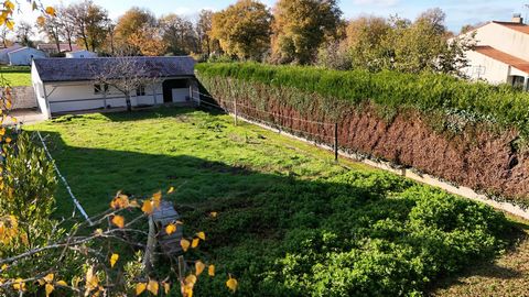 Terrain à bâtir avec dépendance existante