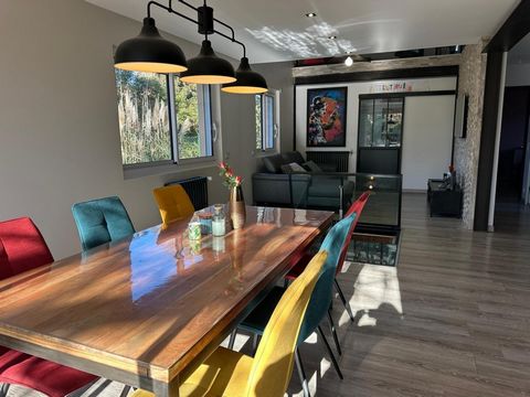 Idéalement placé , Pibrac , villa T5 traditionnelle de 144m2 avec garage sur une parcelle de 1009m2