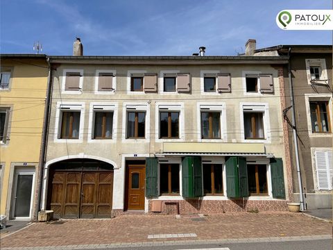 PATOUX Immobilier offers you, exclusively, this old house that has operated a restaurant business. It includes on the ground floor, two dining rooms, rooms that have served as kitchen and storeroom, a veranda gives access to two gardens. The first fl...