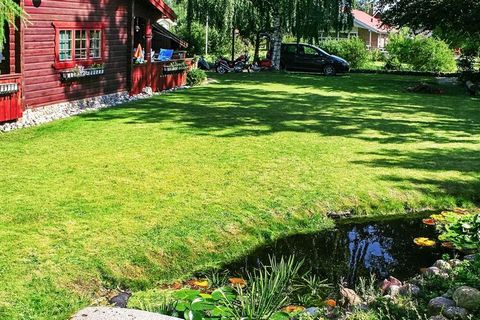 Holiday home by Vejlby Fed located at 750 m & # 178; natural plot. There is a combined living / dining room furnished with good quality furniture. The living room is i.a. equipped with flat screen TV. The kitchen area is richly equipped with convecti...