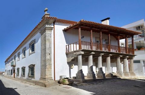 Property | House V11 with land of 1080 M2. Investment Opportunity | For own housing or for investment. Highlights | The Solar that we present to you is a palatial mansion located in the village of Bemposta, in the municipality of Mogadouro, classifie...