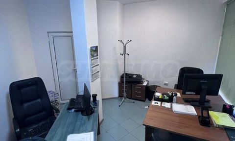 SUPRIMMO Agency: ... We present for sale a ground floor office - studio after renovation, 10 minutes walk from the center of Burgas, in Bourgas district. 'Revival'. The studio with an area of 25 sq.m is for sale 'turnkey', without furniture, with equ...