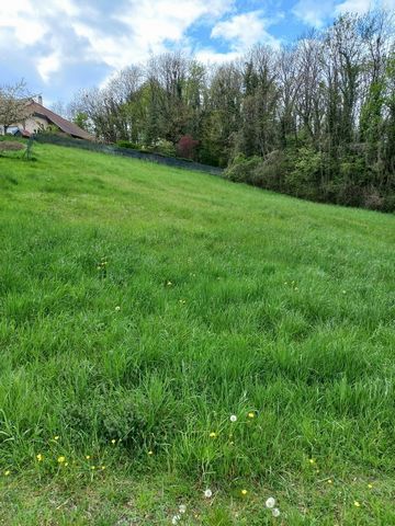   Sells serviced building land with a surface area of 1587m2 in the town of DENEVRE; If you want more information please contact Mrs. Emilile LUCOT commercial agent registered under the number 904 308 319 RSAC VESOUL at ... or by email to ...